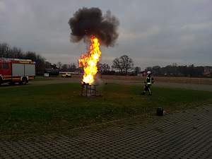 Besuch der Rasenden Kinder-Kultur-Reporter Freiwillige Feuerwehr / Copyright: abz GmbH