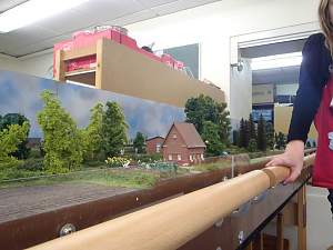 Besuch der Rasenden Kinder Kultur Reporter bei Graf MEC/ Copyright: abz GmbH